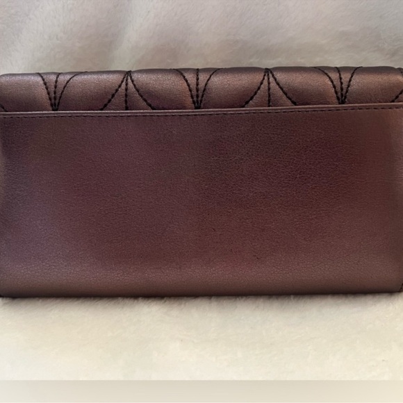 Kate Spade Briar Lane Quilted Wallet with Mirror - Picture 2 of 8